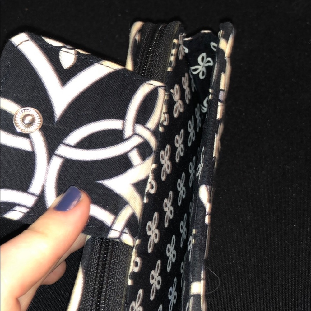 Wallet - Picture 2 of 5